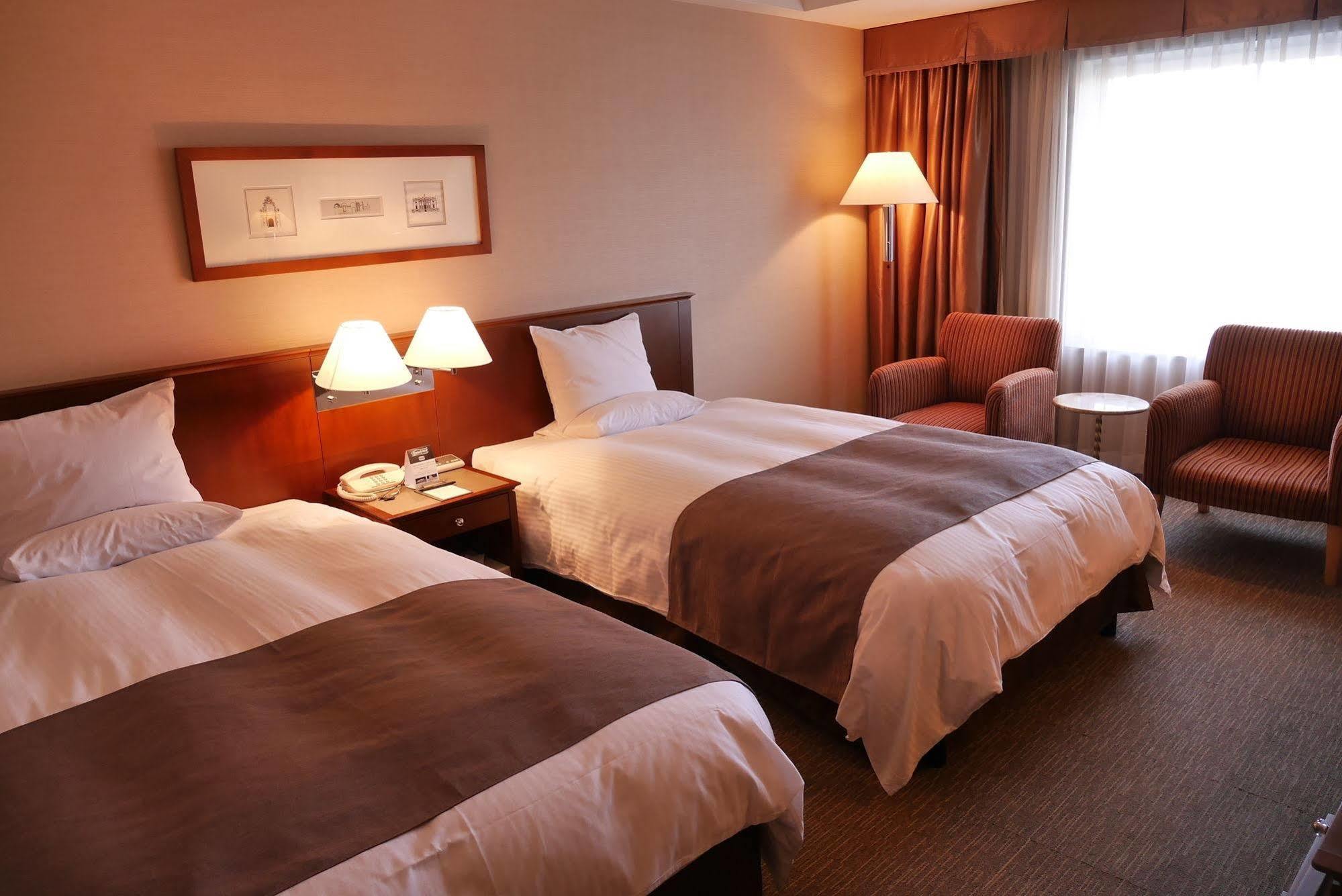 Rembrandt Hotel Ebina Zewnętrze zdjęcie